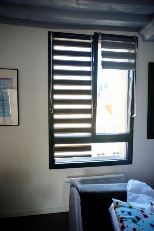 Ferienwohnung Le Perroquet Fringant, Rue Pietonne Et Quartier Historique Caen Exterior foto