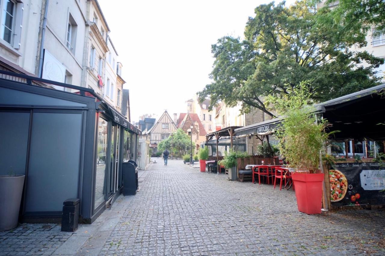 Ferienwohnung Le Perroquet Fringant, Rue Pietonne Et Quartier Historique Caen Exterior foto